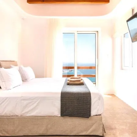 Lion Fanari (Mykonos)